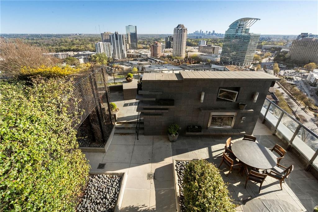 3630 Peachtree Road NE Unit 2204