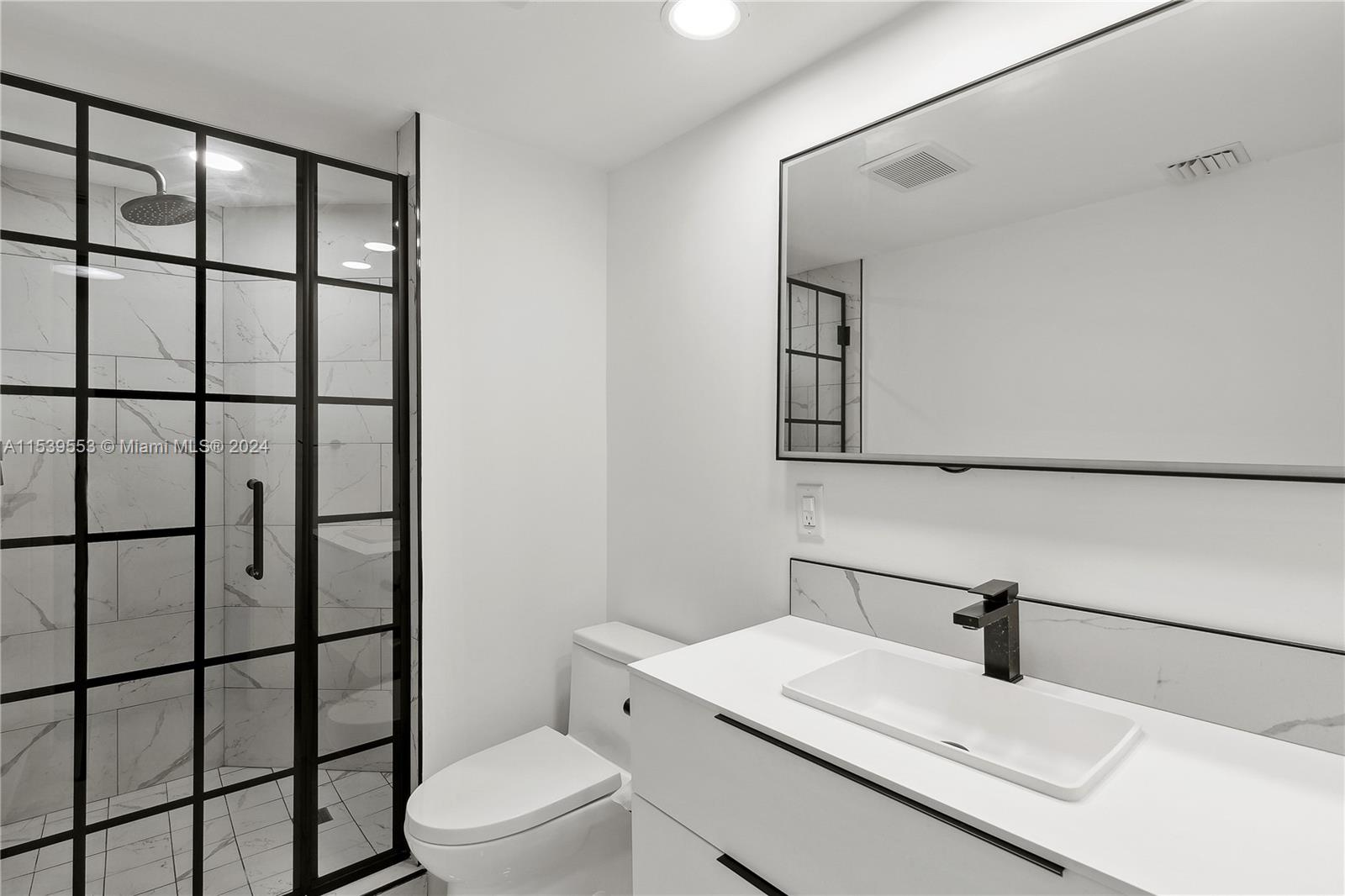 21085 NE 34th Ave # 1 Unit: 203-1