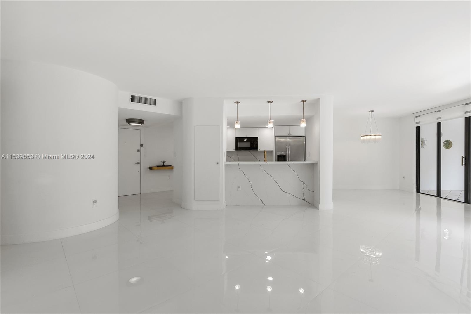 21085 NE 34th Ave # 1 Unit: 203-1