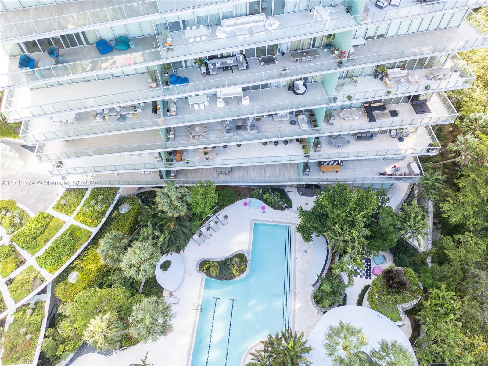 2669 S Bayshore Dr # 801N