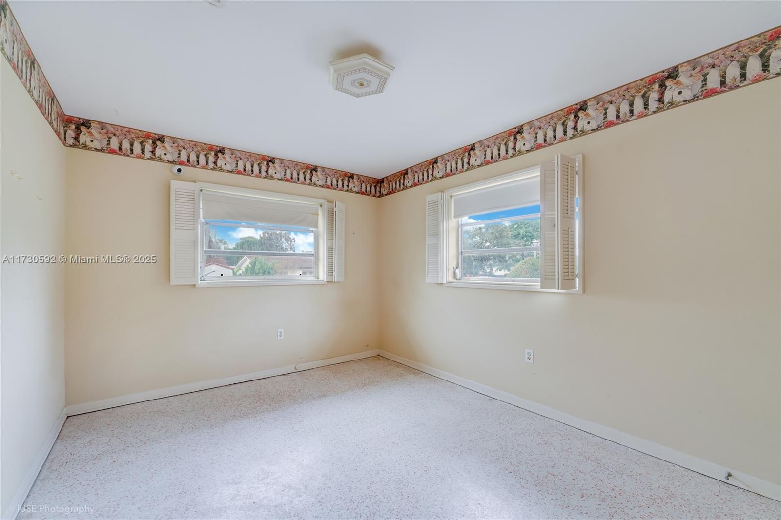 2345 SW 23rd Ter