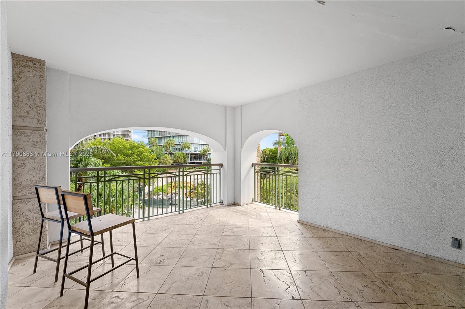 3400 SW 27th Ave # 201