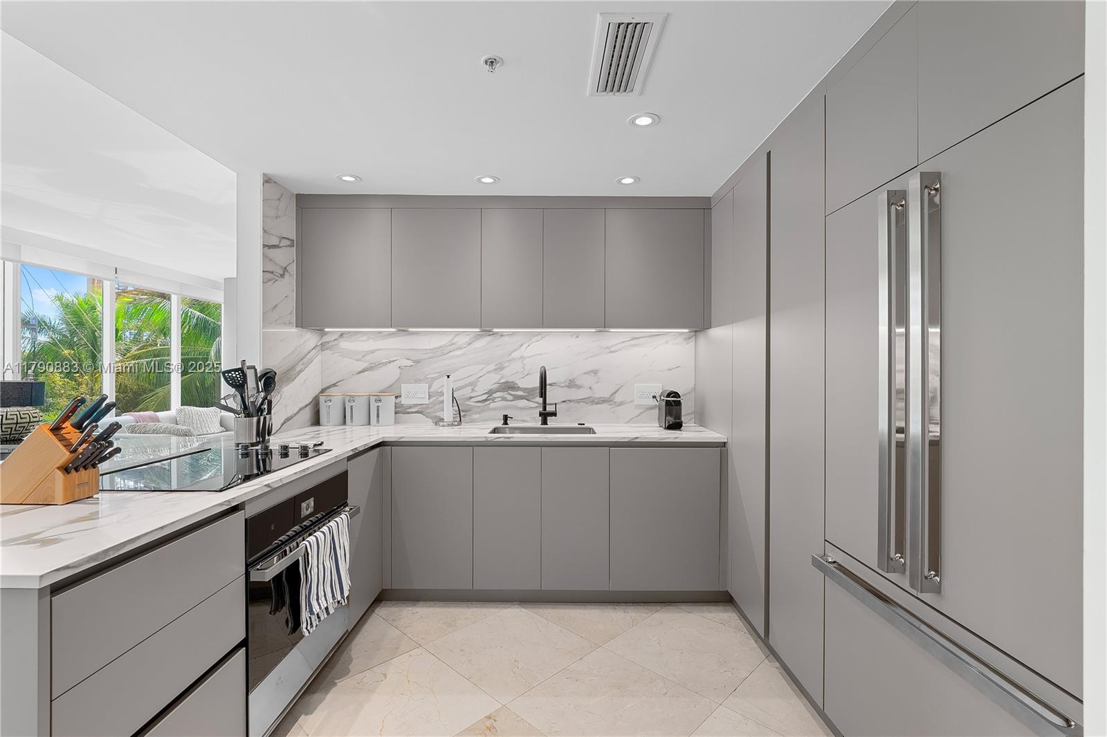 3400 SW 27th Ave # 201