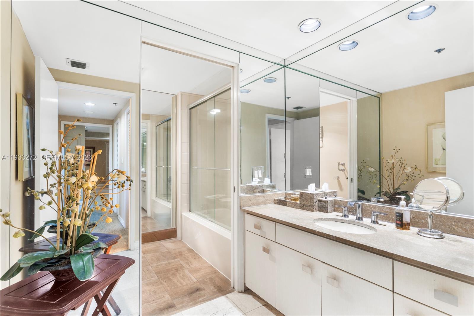 1581 Brickell Ave # 107