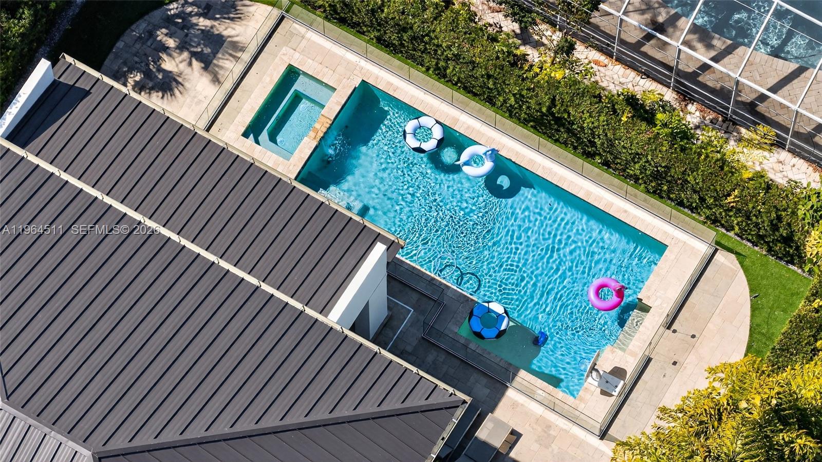 7500 SW 55th Ave
