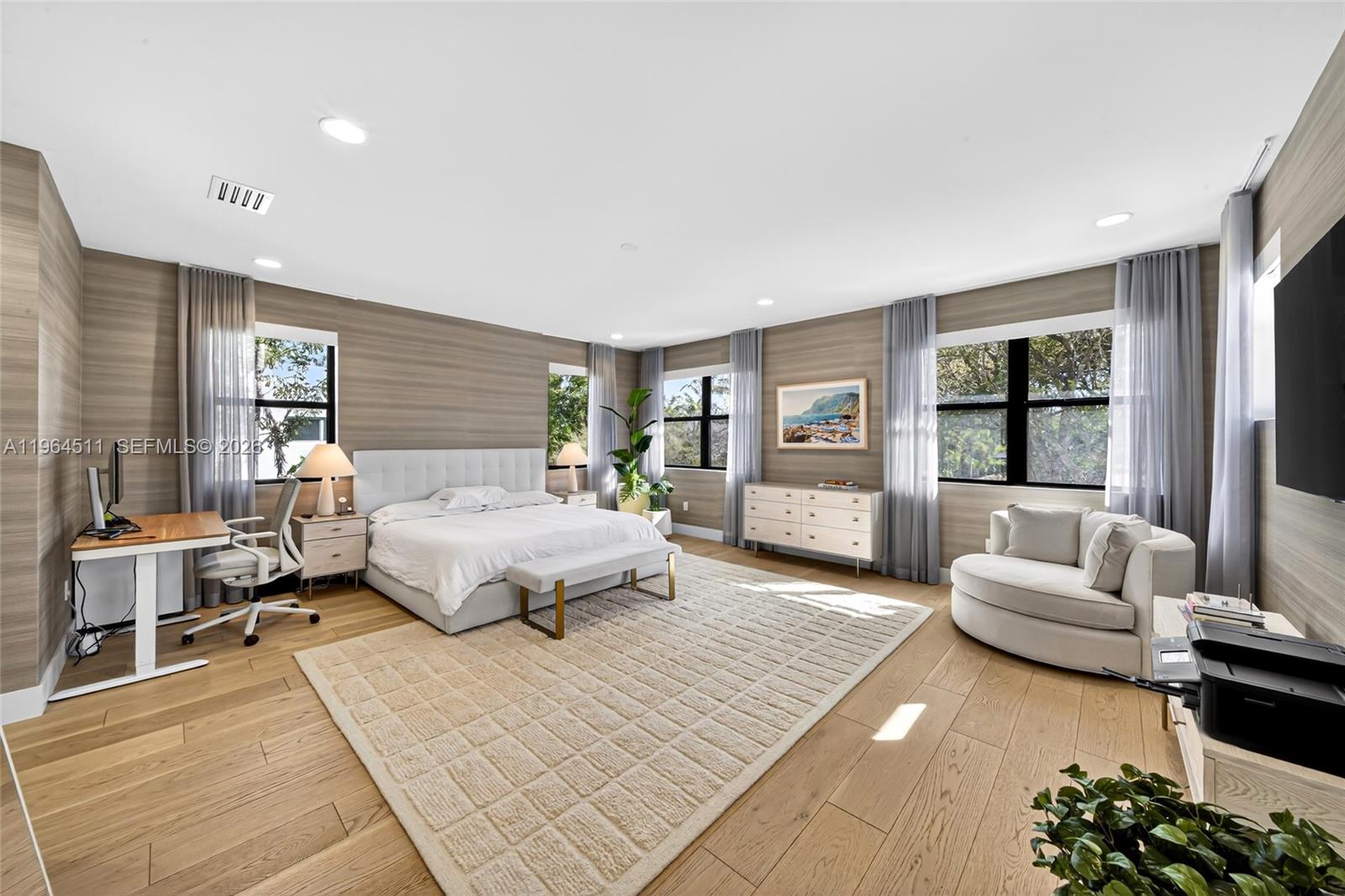 7500 SW 55th Ave