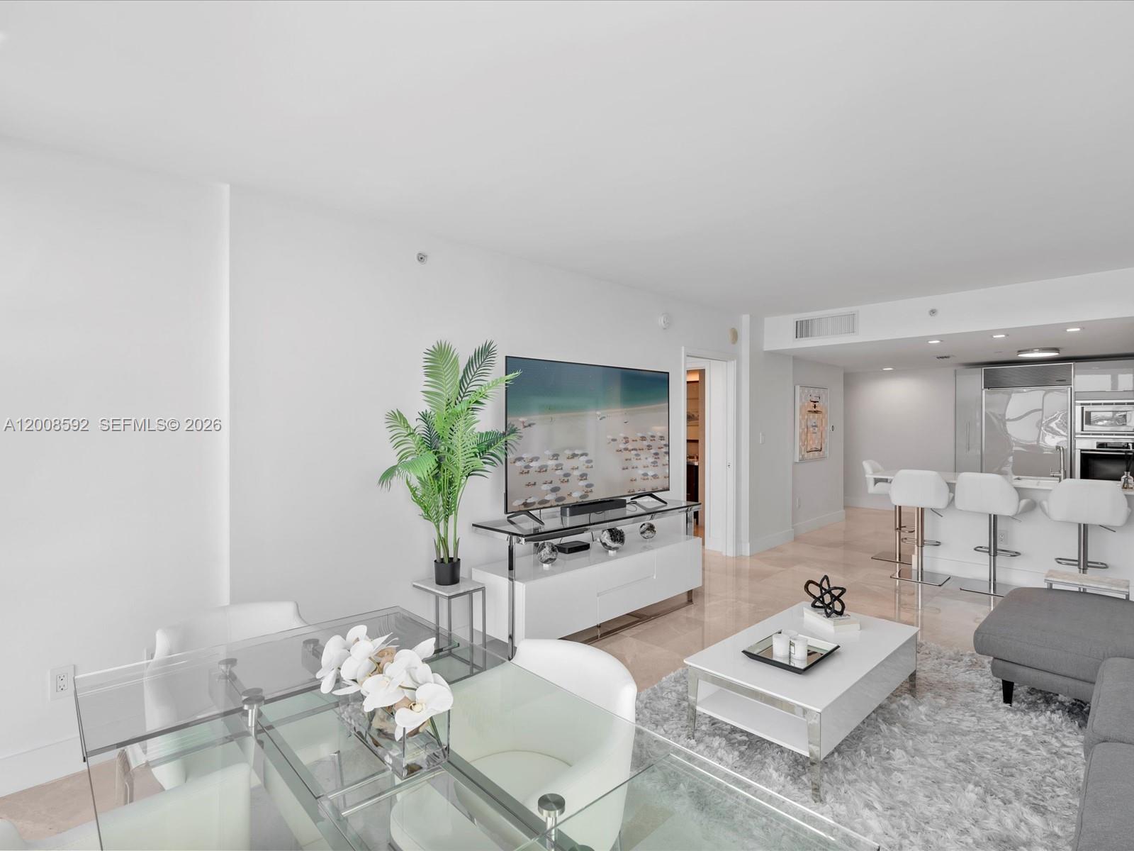 6801 Collins Ave # L Unit: 1402 Door 1412 L