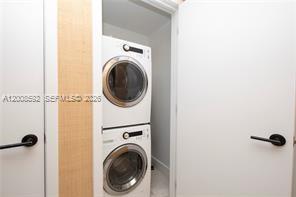 6801 Collins Ave # L Unit: 1402 Door 1412 L