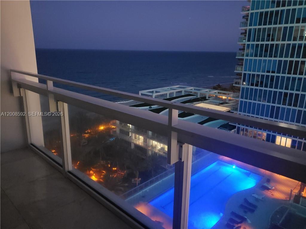 6801 Collins Ave # L Unit: 1402 Door 1412 L