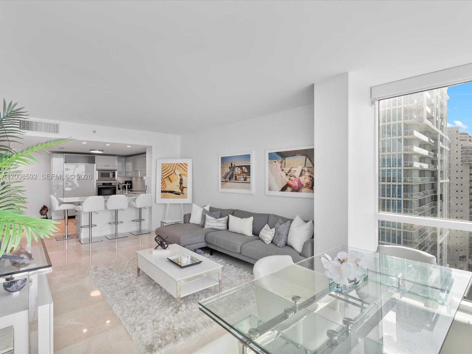 6801 Collins Ave # L Unit: 1402 Door 1412 L