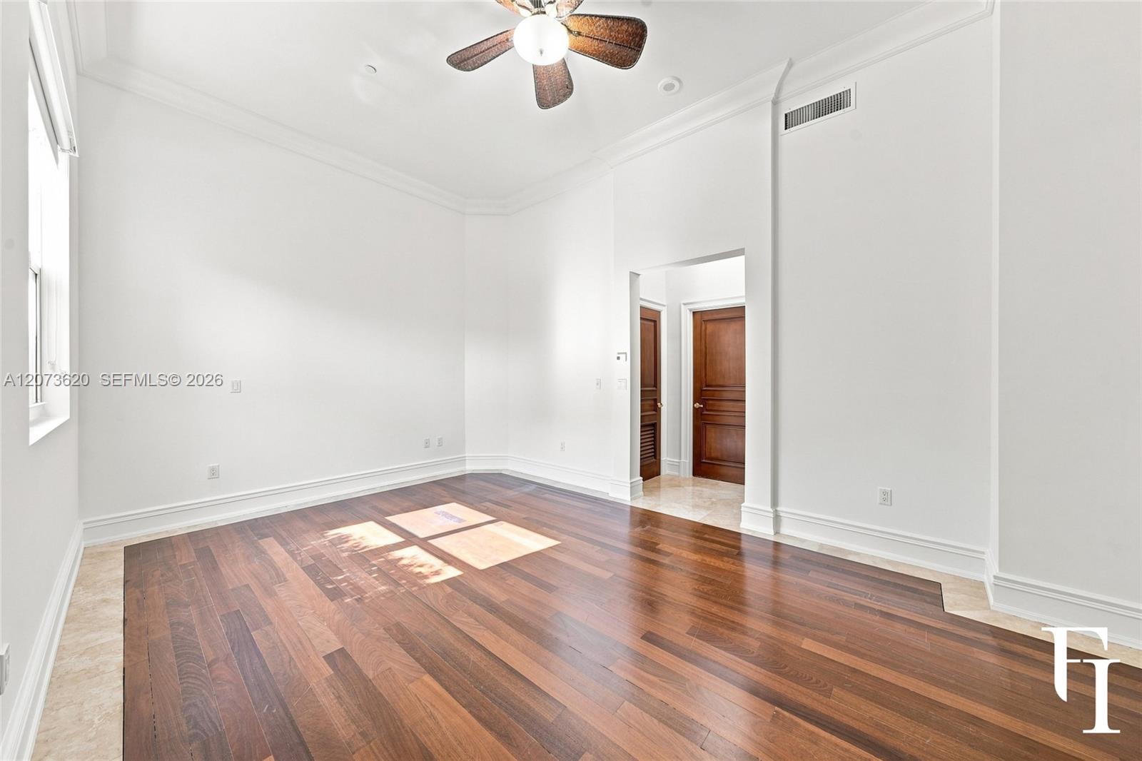 60 Edgewater Dr Unit: East