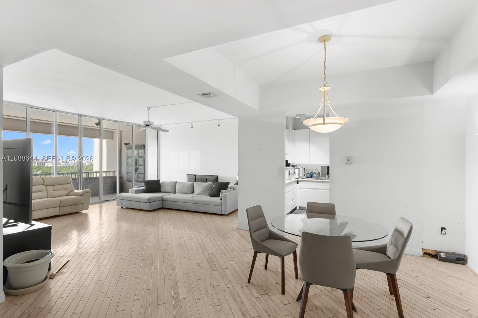 3 Grove Isle Dr Unit: CPH08