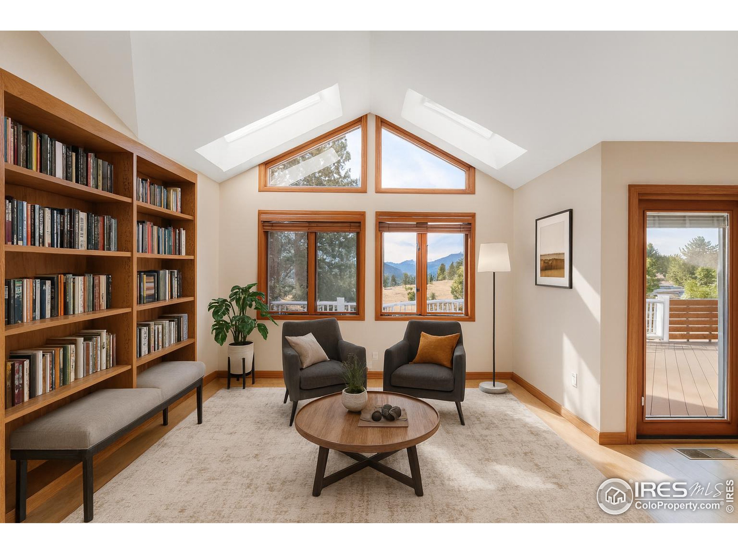 2341 Fallen Leaf Way