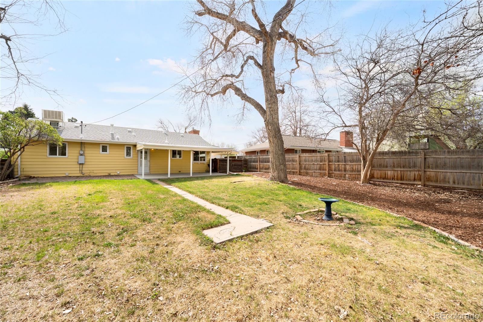 1773 S Leyden Street