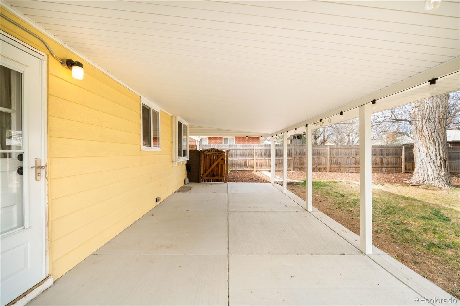 1773 S Leyden Street