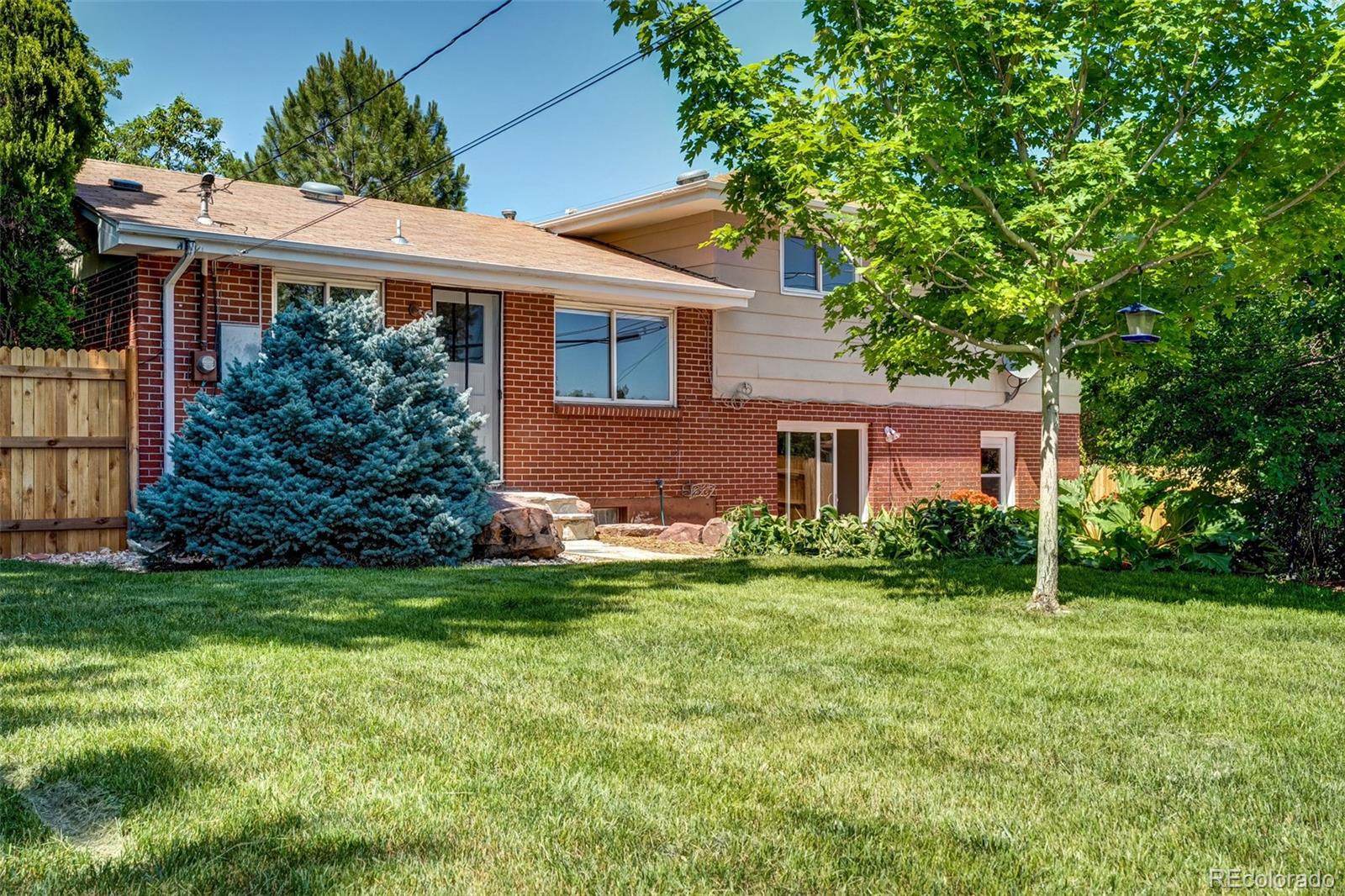 4660 E Briarwood Place