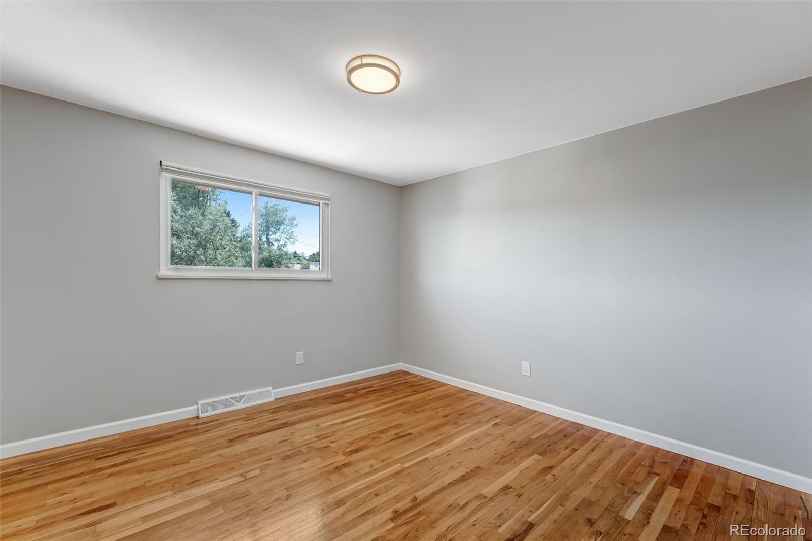 4660 E Briarwood Place