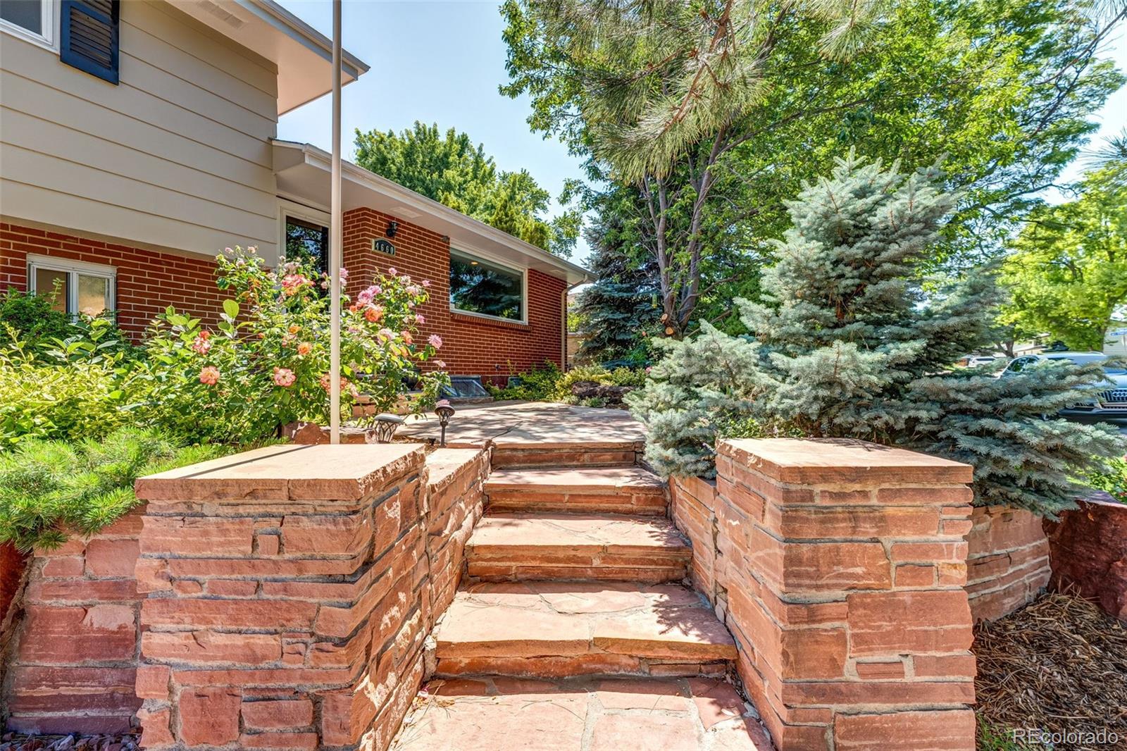 4660 E Briarwood Place