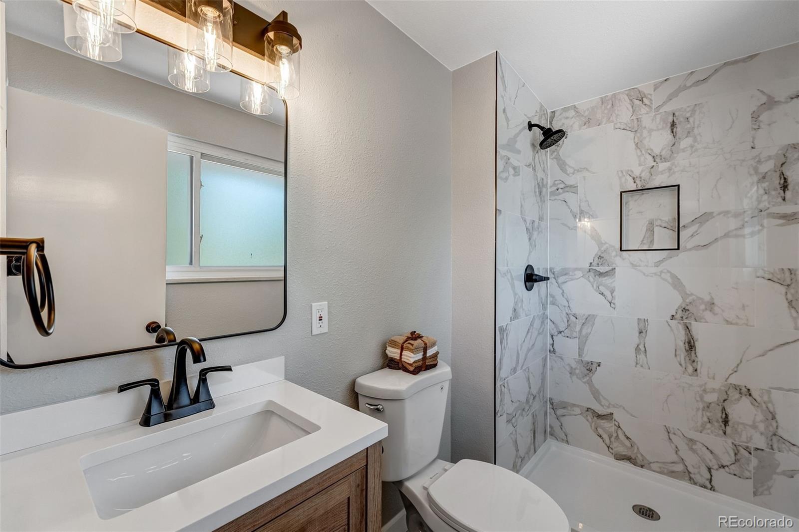 4660 E Briarwood Place