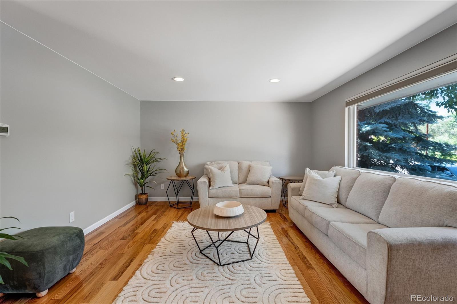 4660 E Briarwood Place