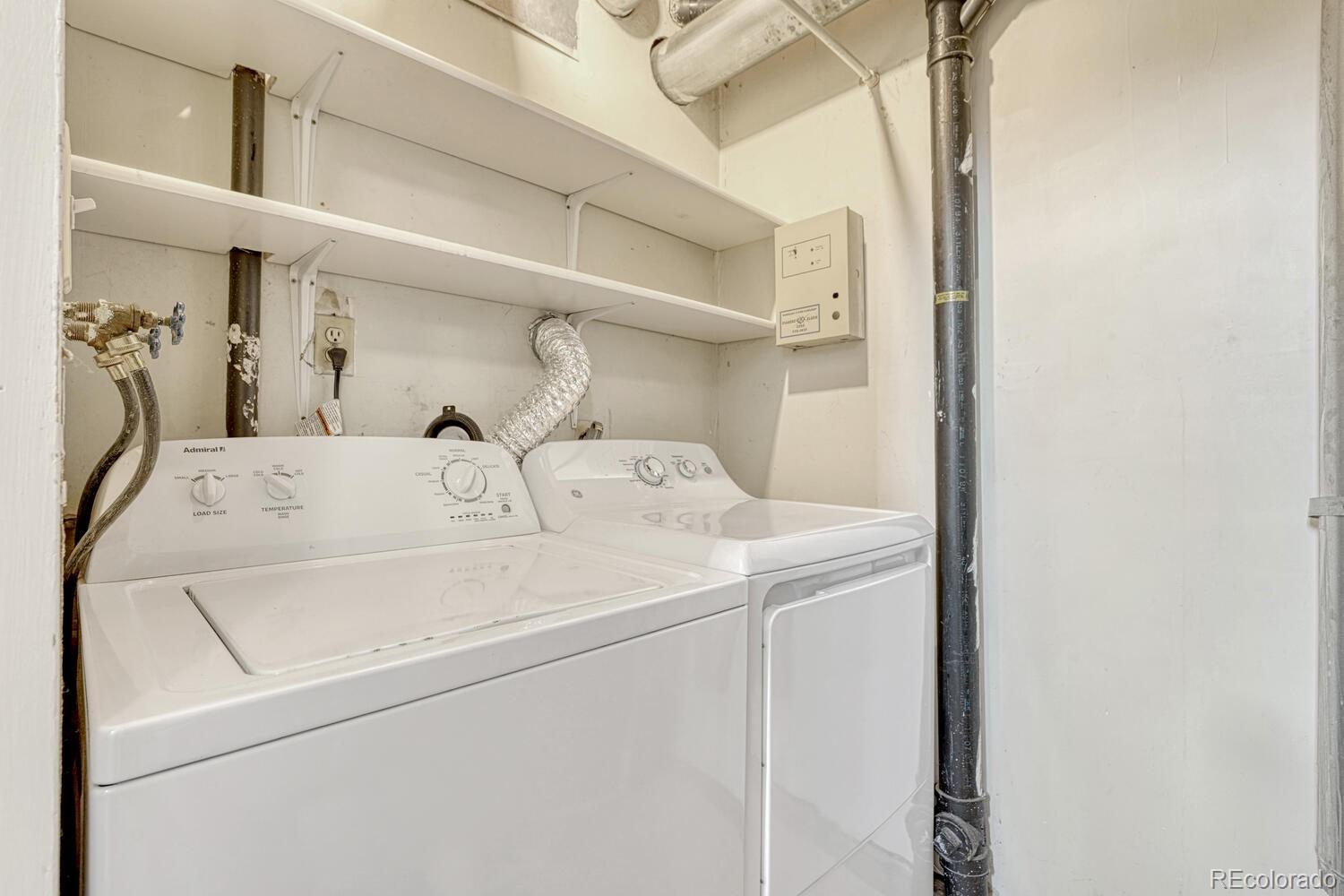 2949 W Rowland Place