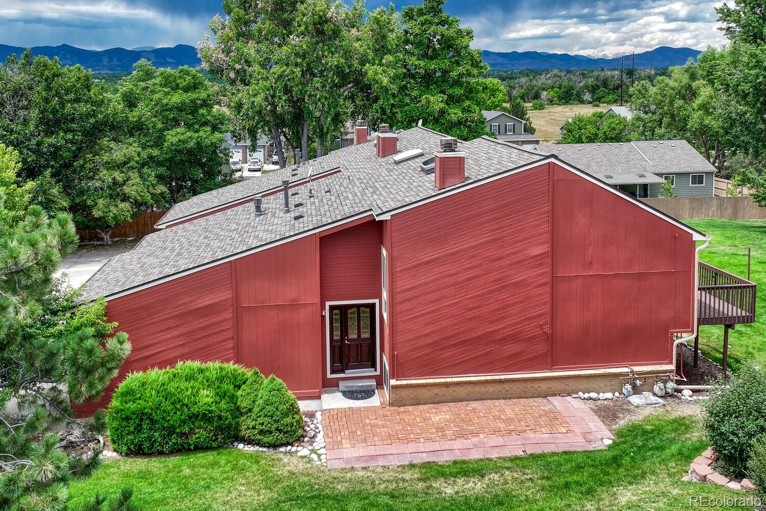 2949 W Rowland Place