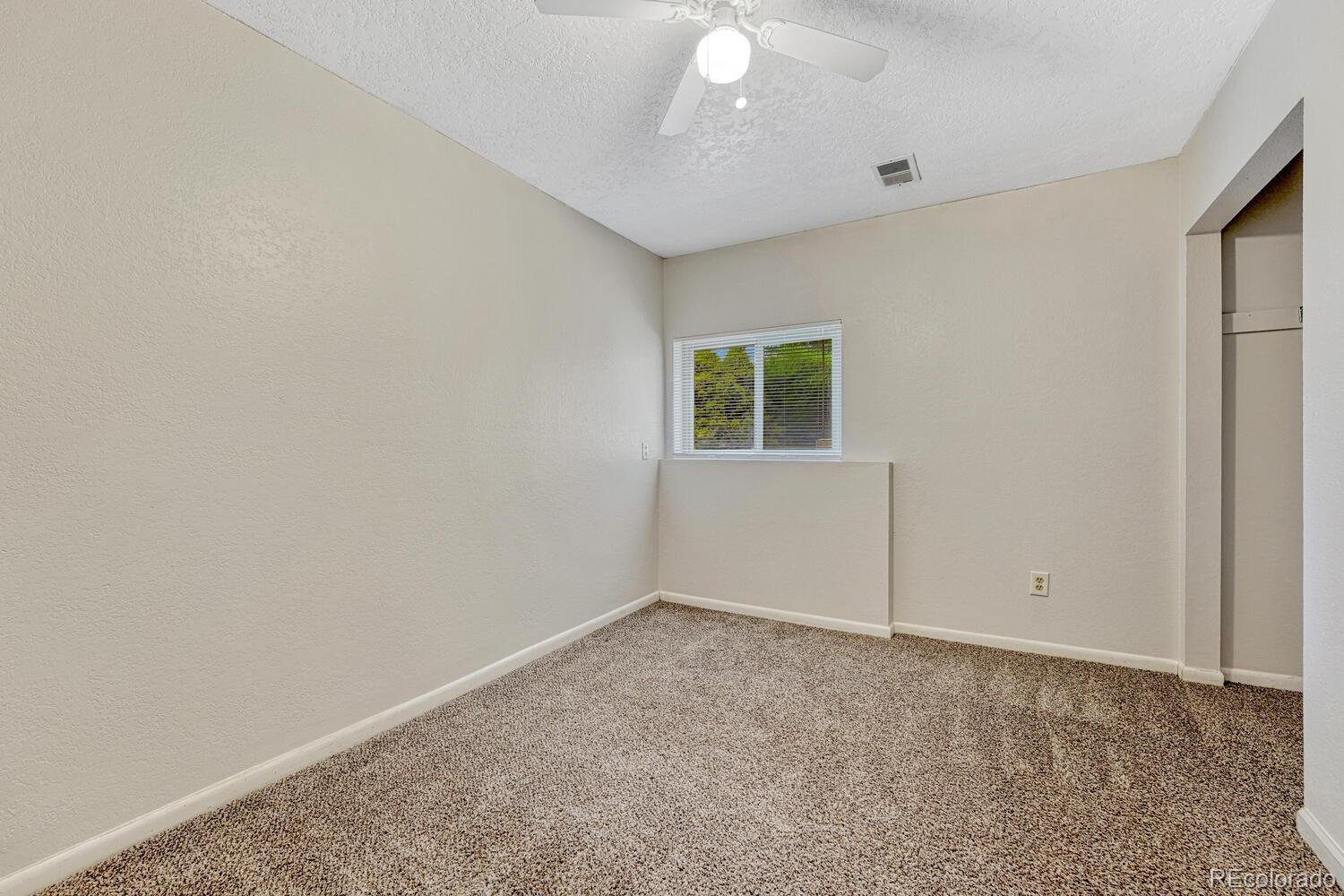 2949 W Rowland Place