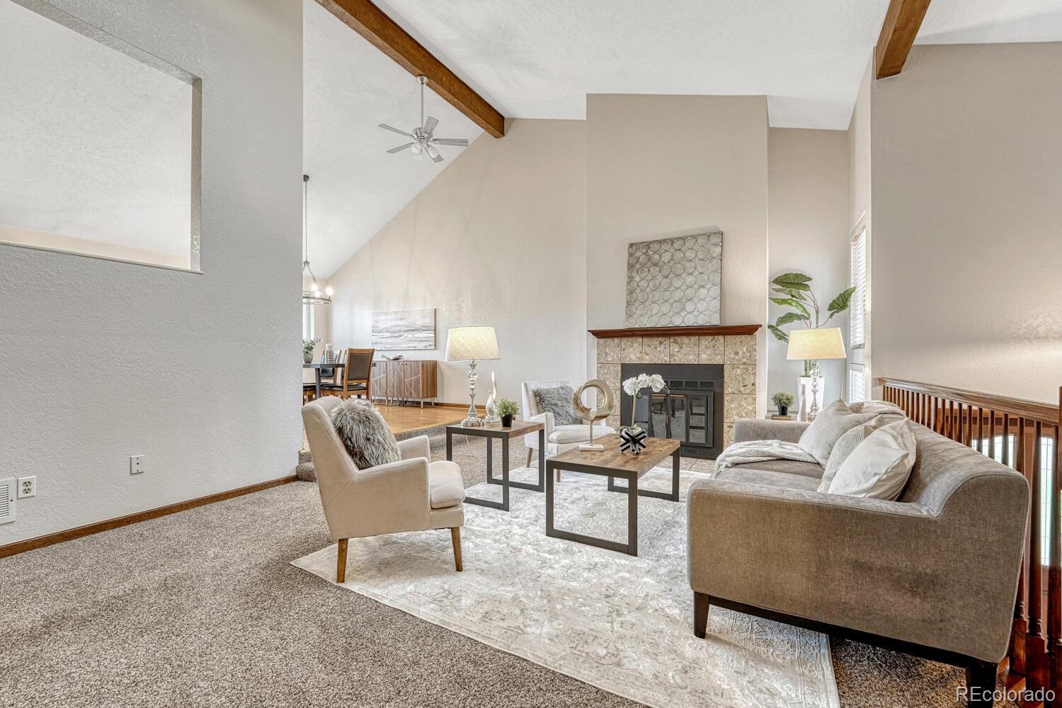 2949 W Rowland Place