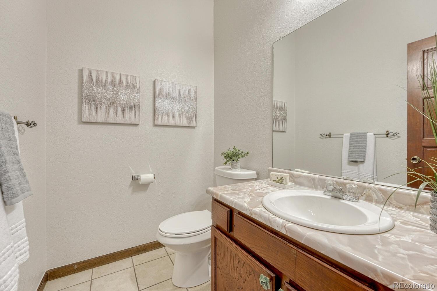 2949 W Rowland Place