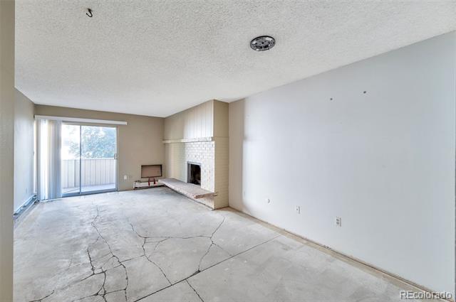 4110 Hale Parkway Unit: 2J