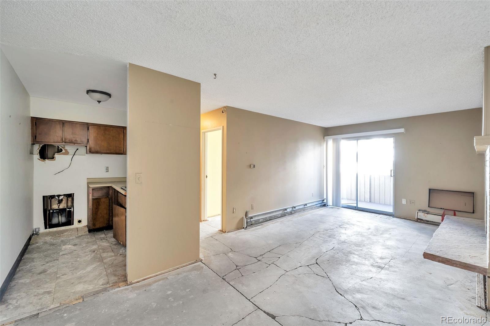 4110 Hale Parkway Unit: 2J