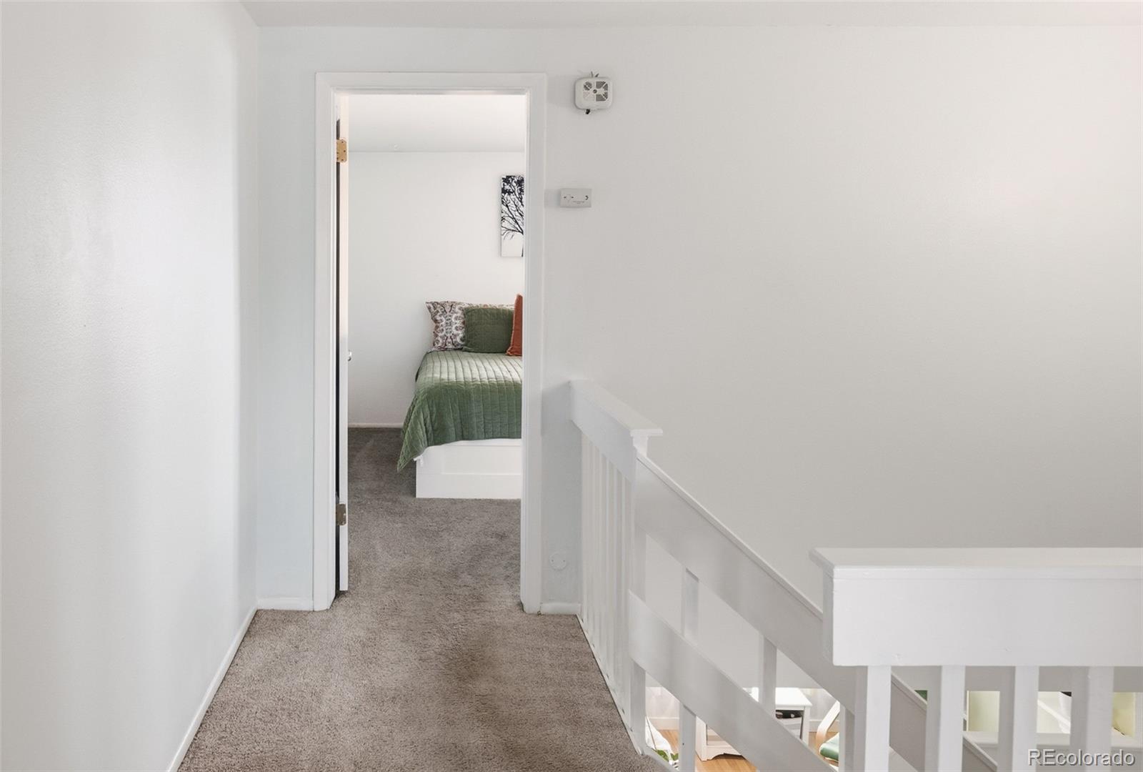 2546 E Easter Avenue