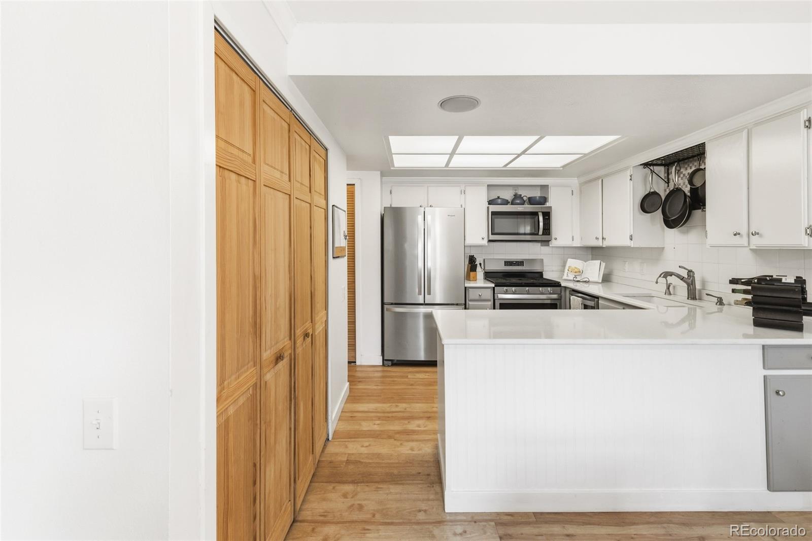 2546 E Easter Avenue