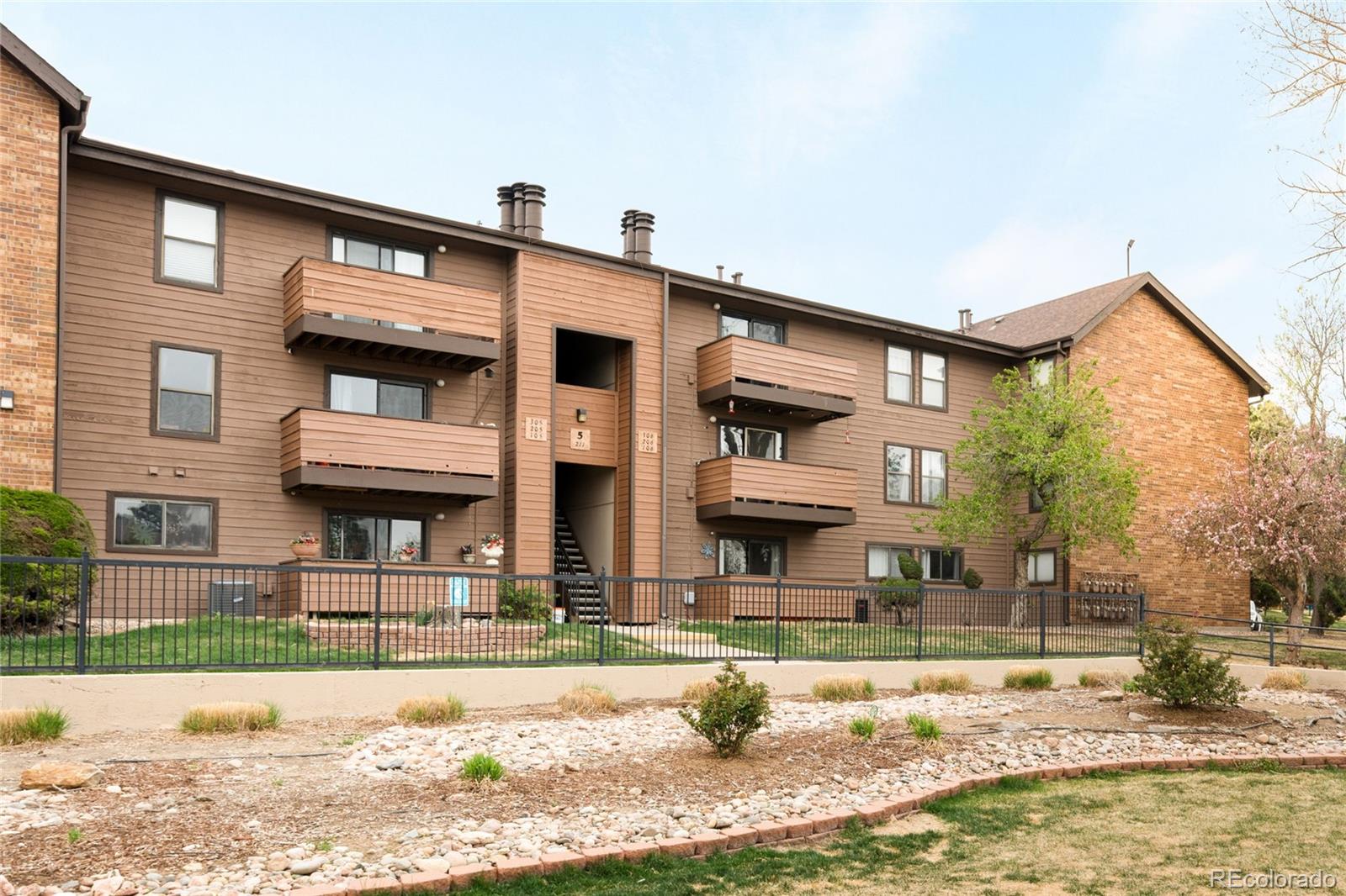 211 Wright Street Unit: 106