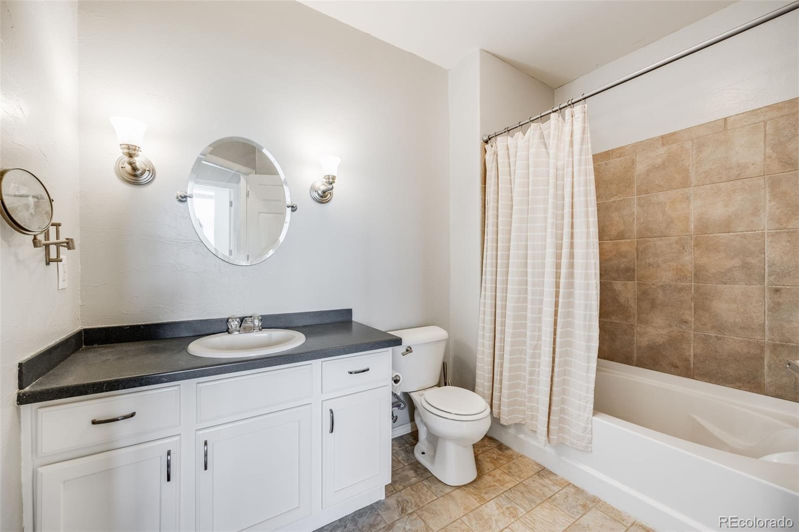 2672 S Cathay Way Unit: 304