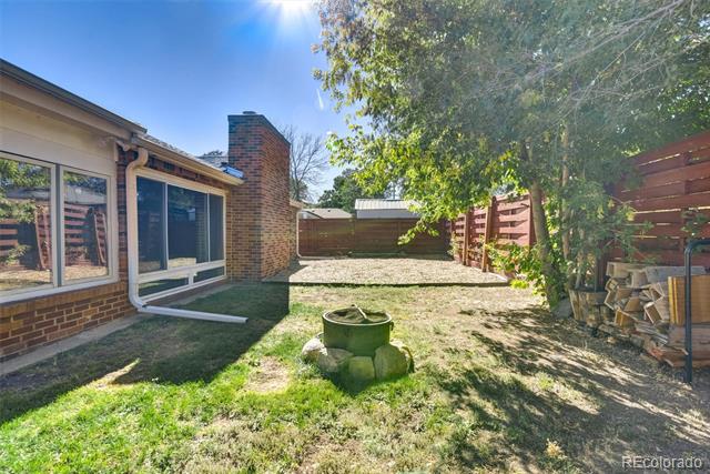 1621 Phoenix Court