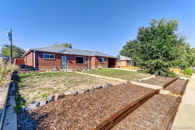 1621 Phoenix Court