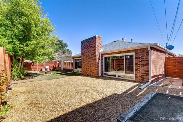 1621 Phoenix Court