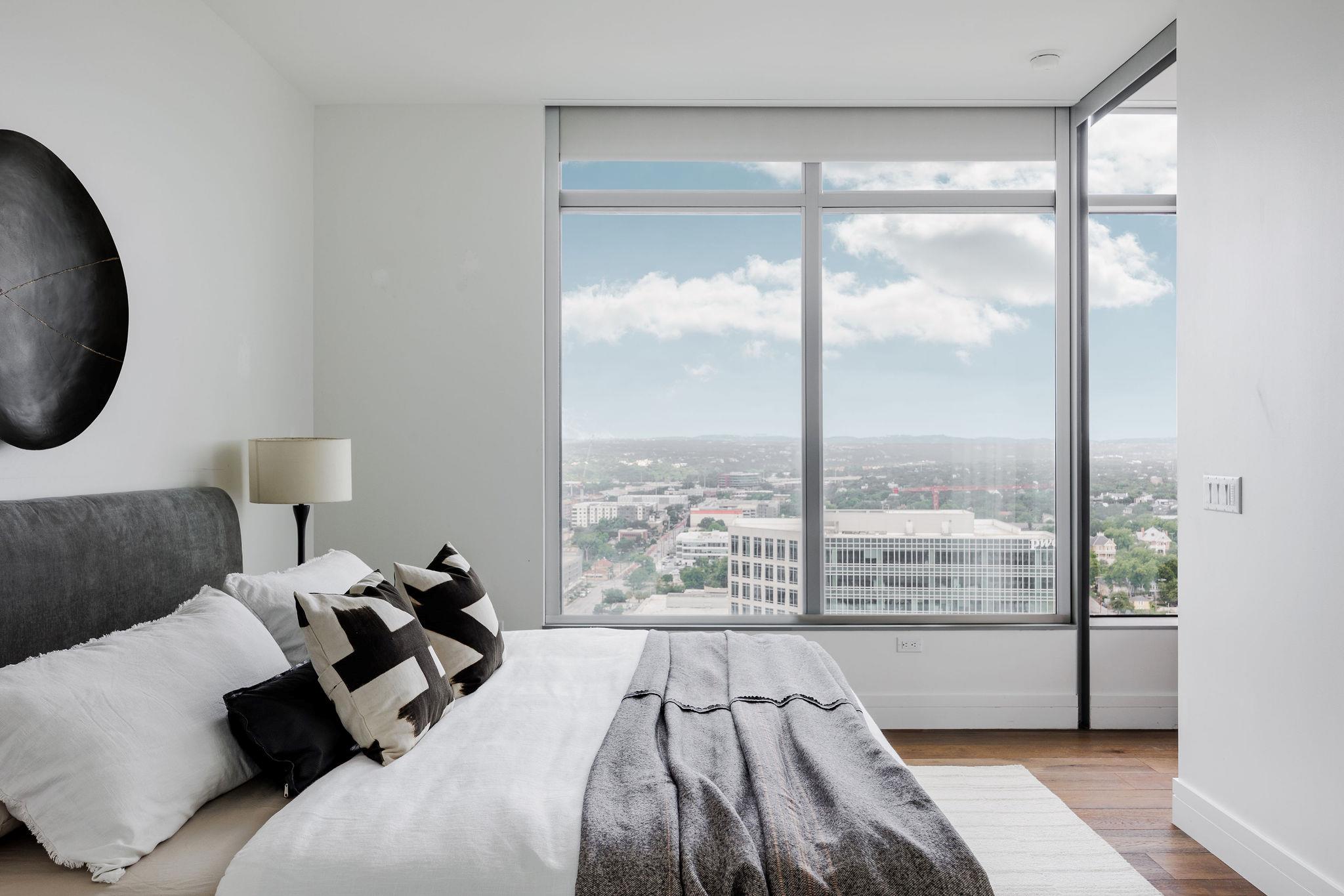 501 West Ave # 2404