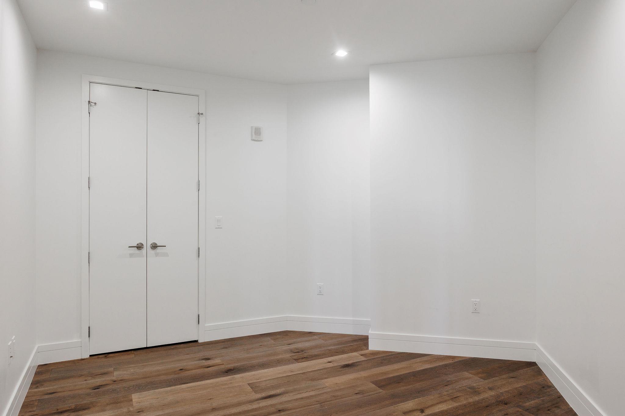 501 West Ave # 2404