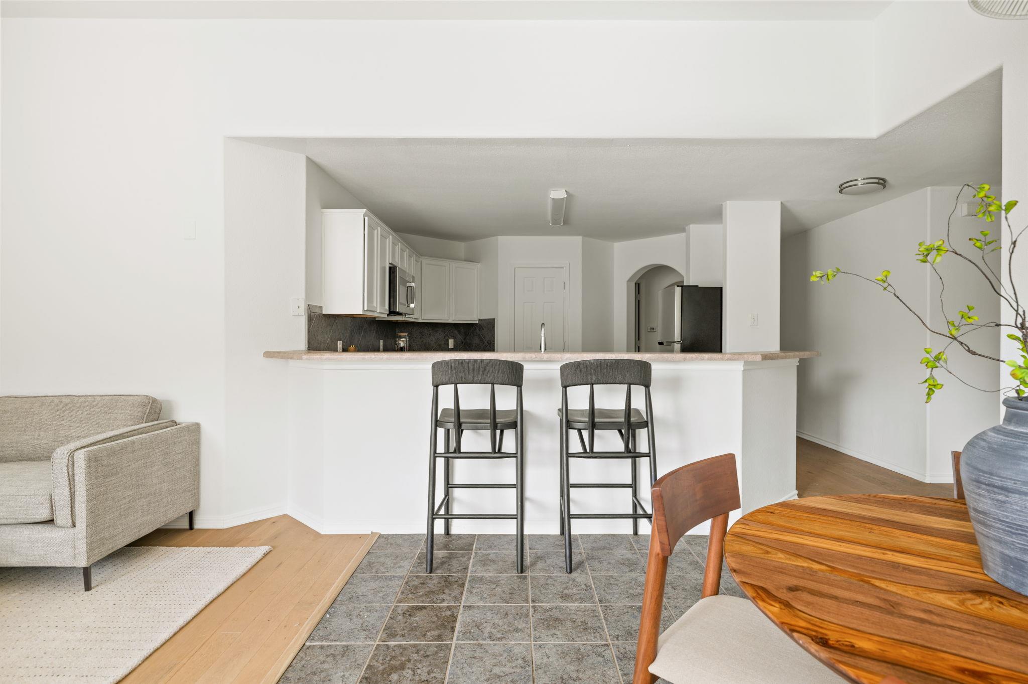 1535 Lorson LOOP