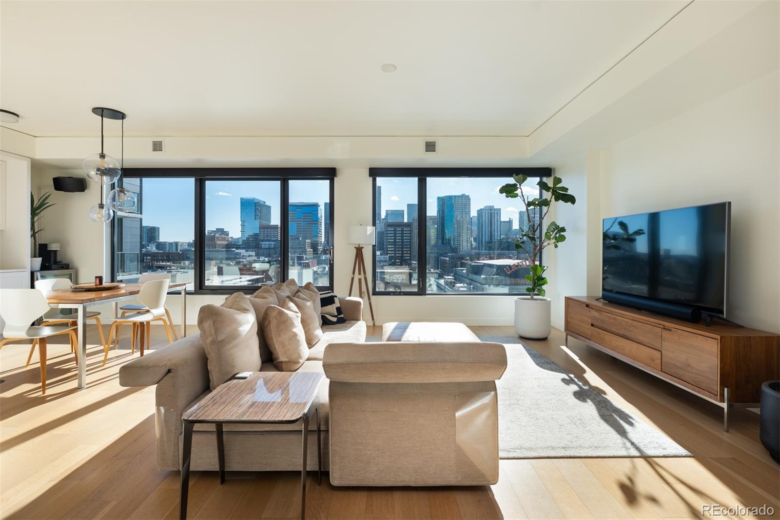 1750 Wewatta Street Unit: 1002