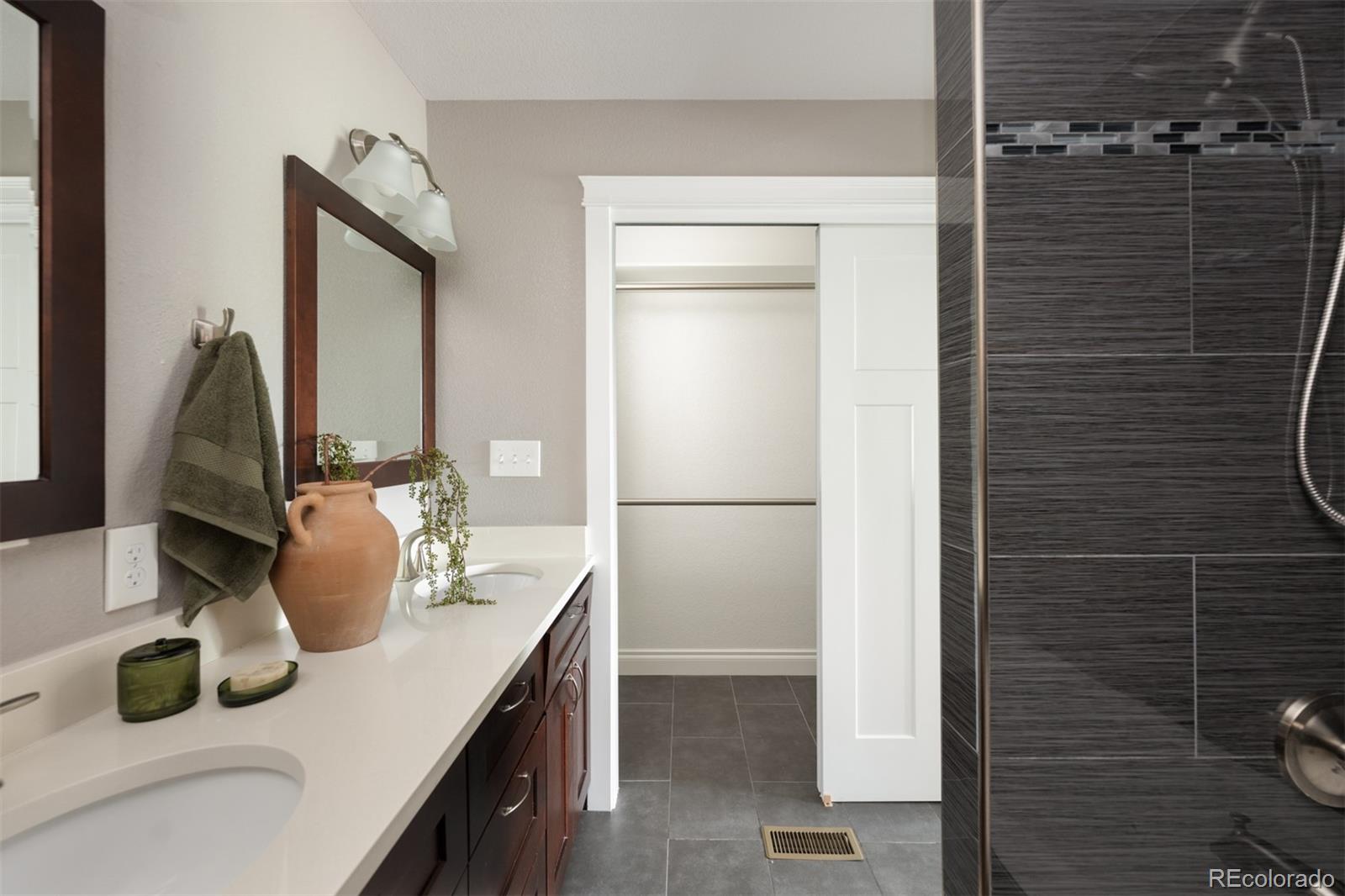 3404 N Clayton Street