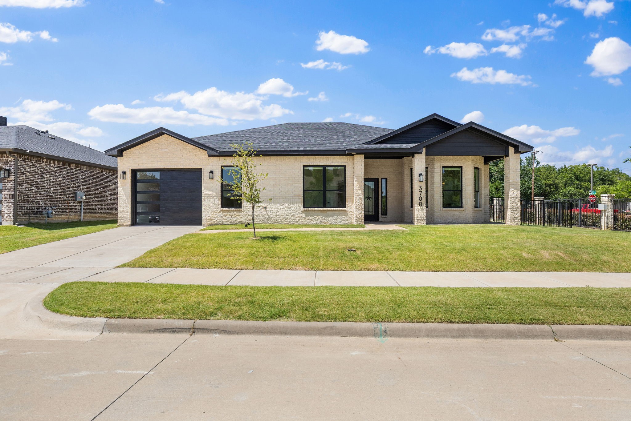 3700 Creek View Drive