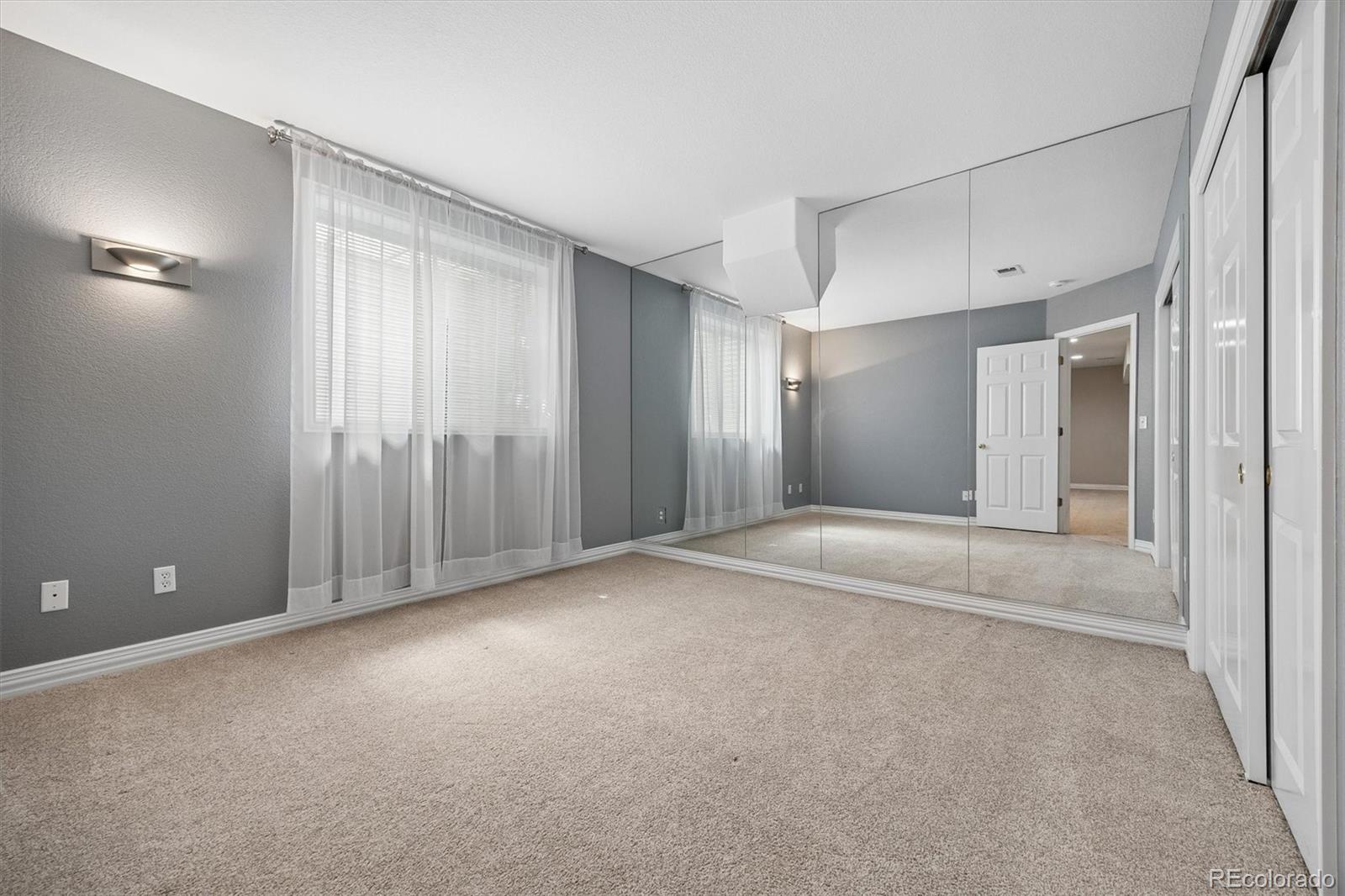 1011 S Valentia Street Unit: 20
