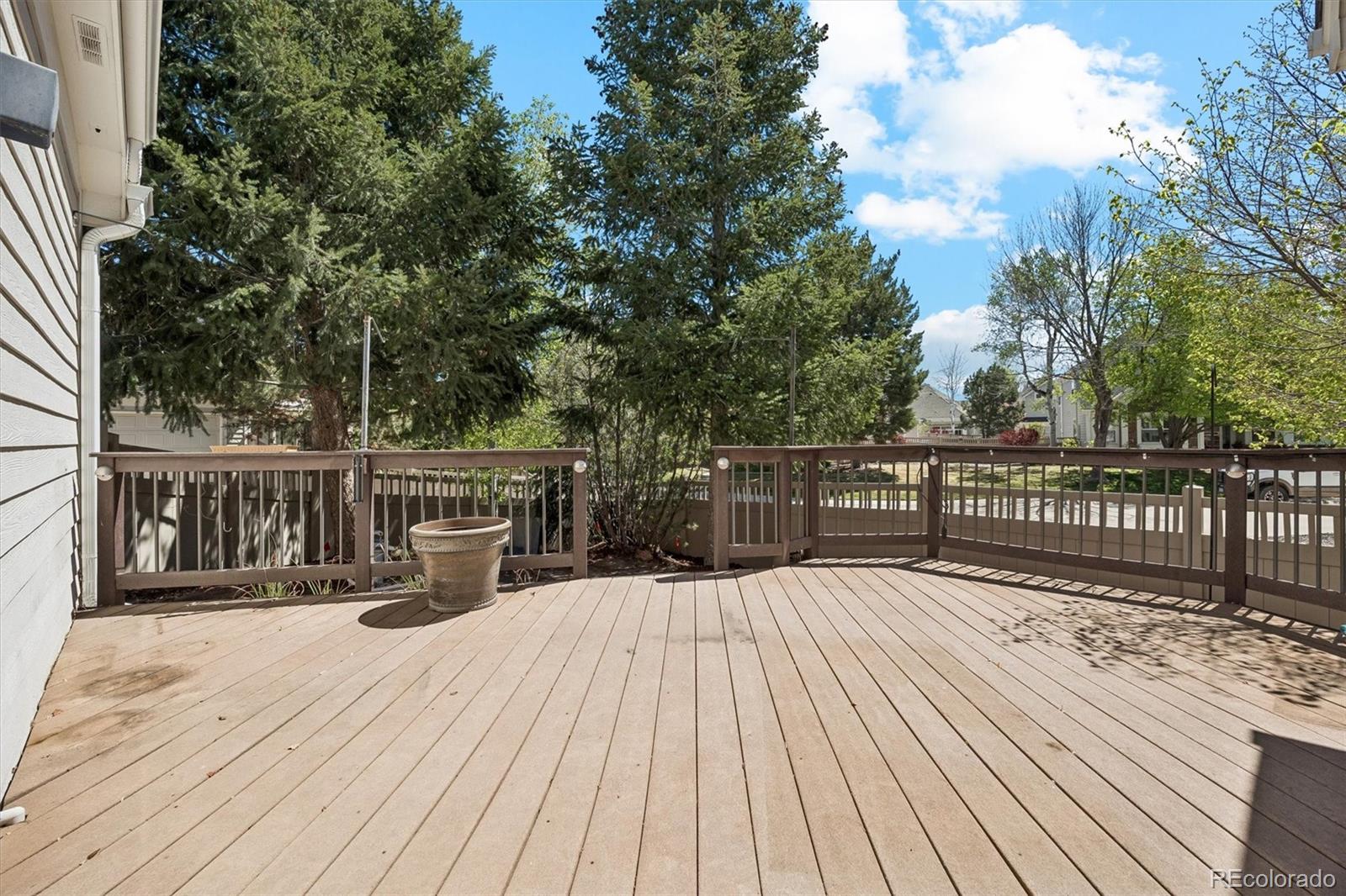 1011 S Valentia Street Unit: 20