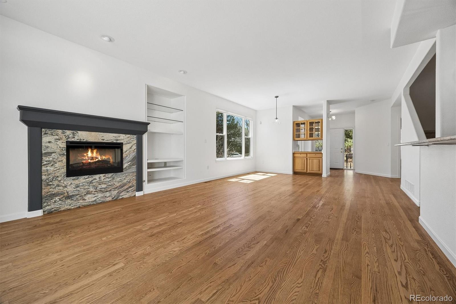 1011 S Valentia Street Unit: 20