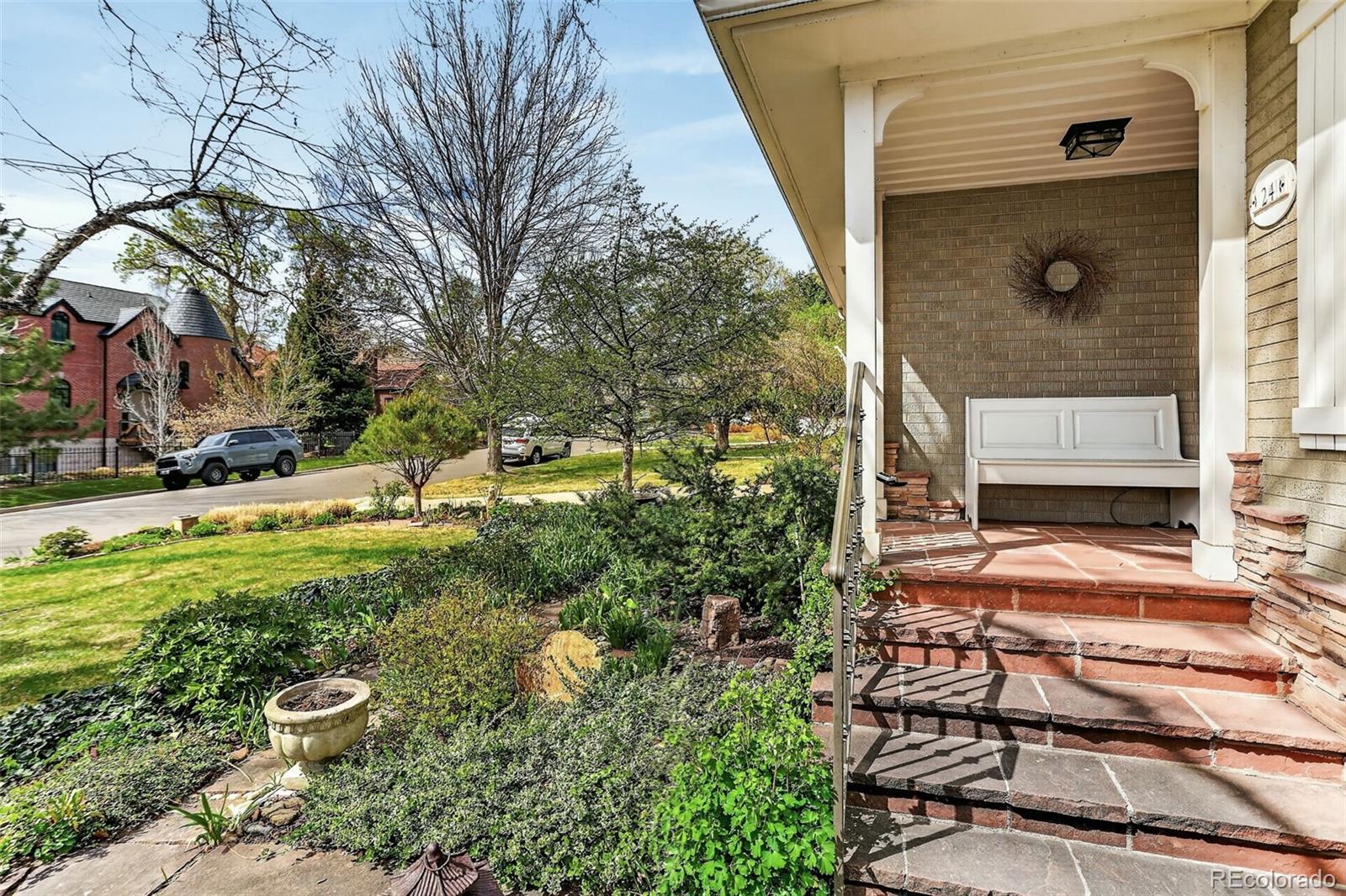 24 N Ash Street