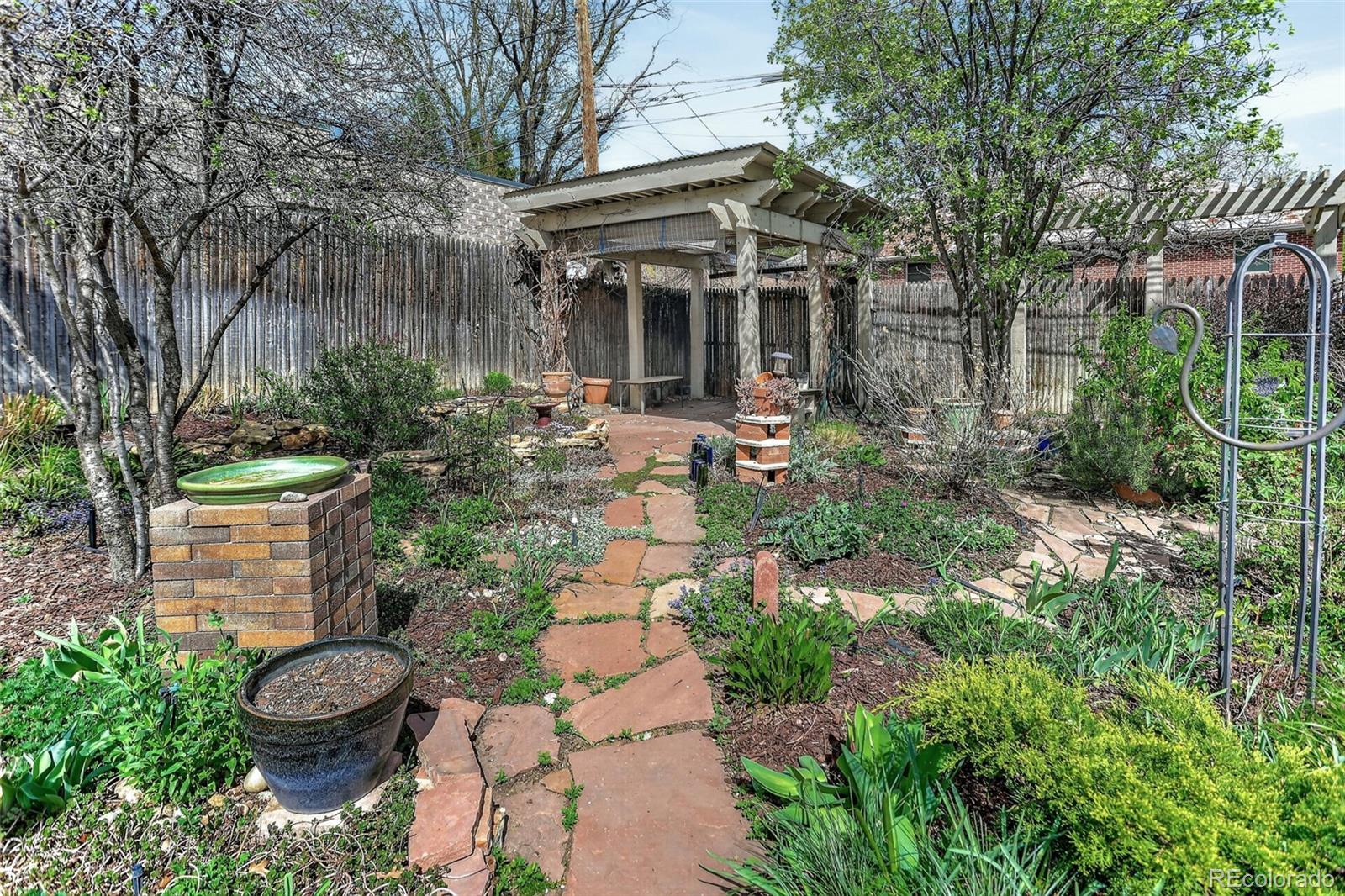 24 N Ash Street