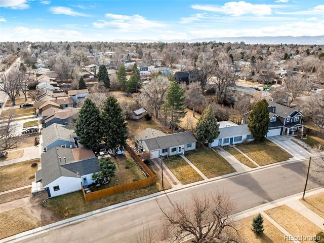 4770 E Amherst